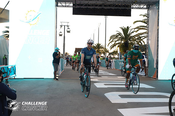 2021 Dolphins Cancer Challenge