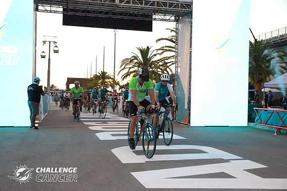 2021 Dolphins Cancer Challenge