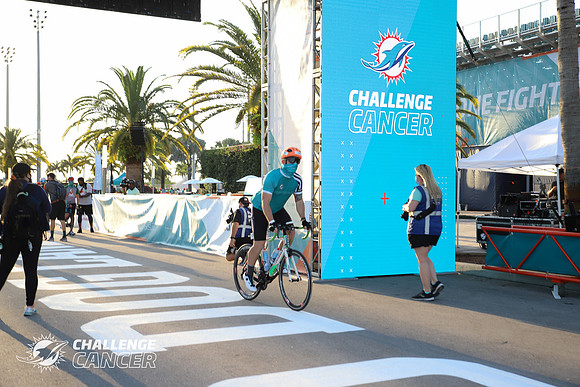 2021 Dolphins Cancer Challenge