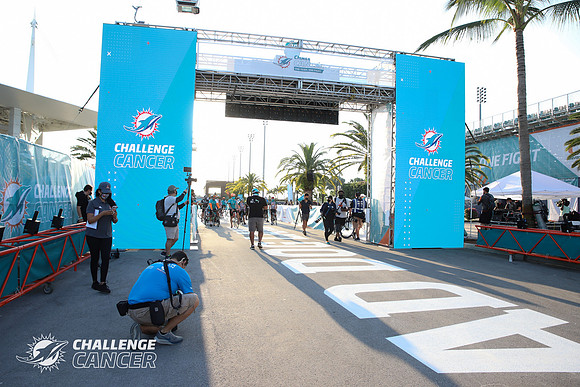 2021 Dolphins Cancer Challenge