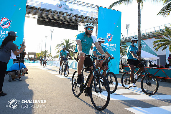 2021 Dolphins Cancer Challenge