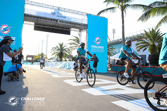 2021 Dolphins Cancer Challenge