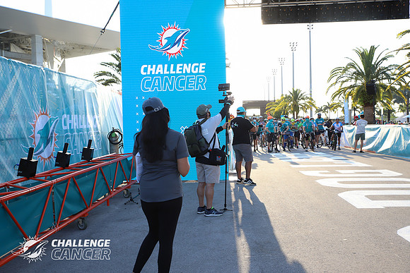 2021 Dolphins Cancer Challenge