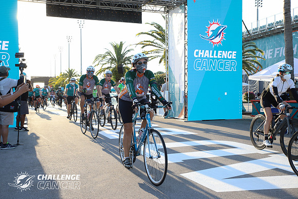 2021 Dolphins Cancer Challenge