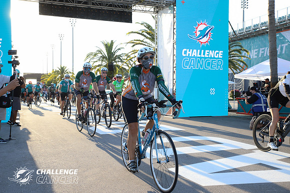 2021 Dolphins Cancer Challenge