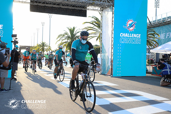 2021 Dolphins Cancer Challenge