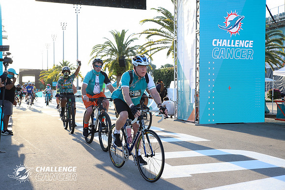 2021 Dolphins Cancer Challenge