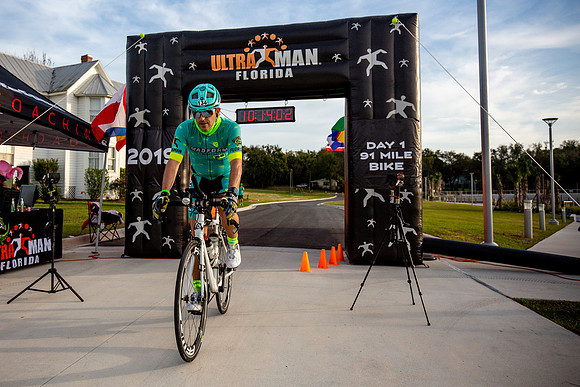 Ultraman 2019: Florida