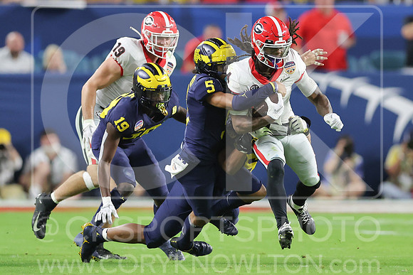 NCAA Football 2022: Orange Bowl: Georgia 34:11 Michigan