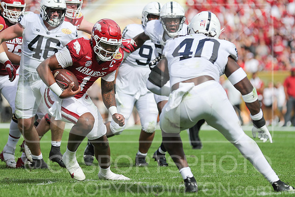 NCAA Football 2022: Outback Bowl: Arkansas  24:10 Penn State