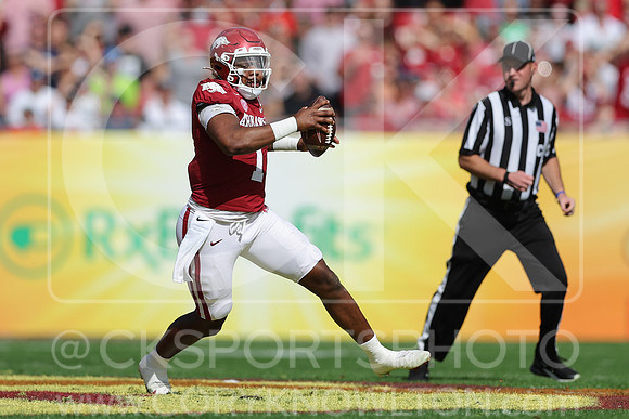 NCAA Football 2022: Outback Bowl: Arkansas  24:10 Penn State