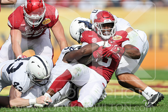 NCAA Football 2022: Outback Bowl: Arkansas  24:10 Penn State