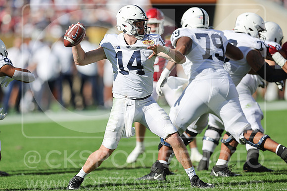 NCAA Football 2022: Outback Bowl: Arkansas  24:10 Penn State