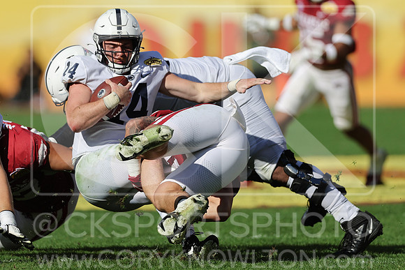 NCAA Football 2022: Outback Bowl: Arkansas  24:10 Penn State