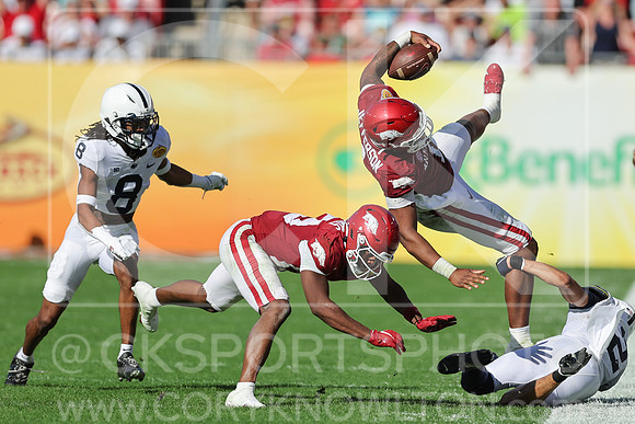 NCAA Football 2022: Outback Bowl: Arkansas  24:10 Penn State