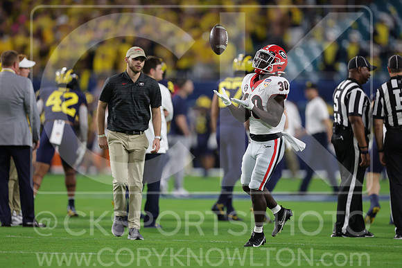 NCAA Football 2022: Orange Bowl: Michigan  00:00 Georgia
