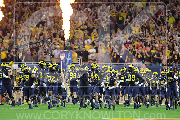 NCAA Football 2022: Orange Bowl: Michigan  00:00 Georgia